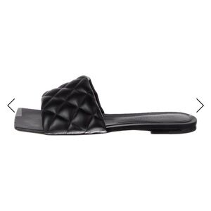 Bottega Veneta Square Toe Quilted Leather Intrecciato Sandals Size 9